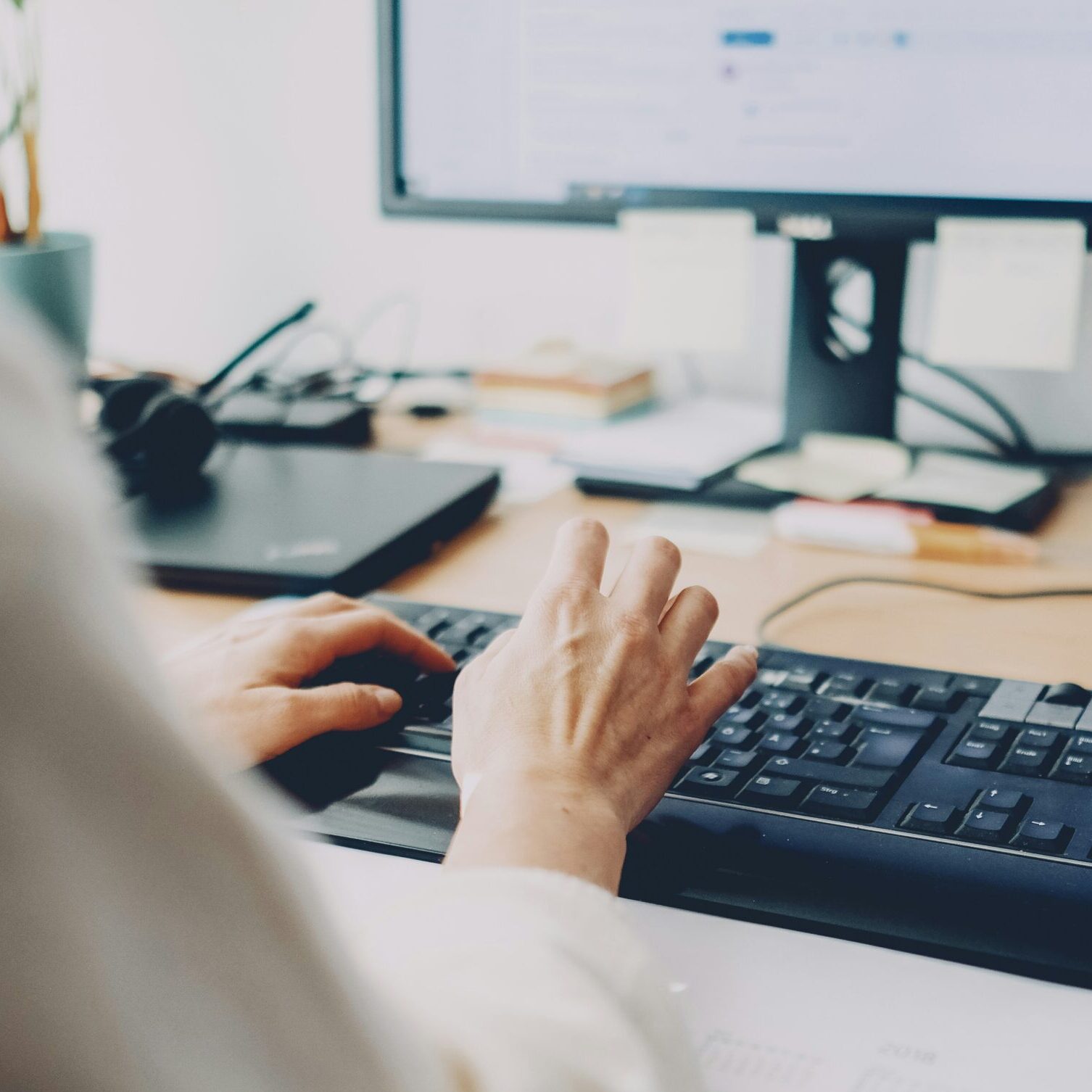 hire a virtual assistant trained by camille walker 2